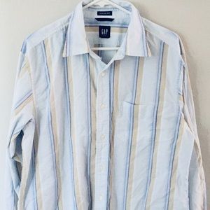 Men’s Gap Button Down Shirt
